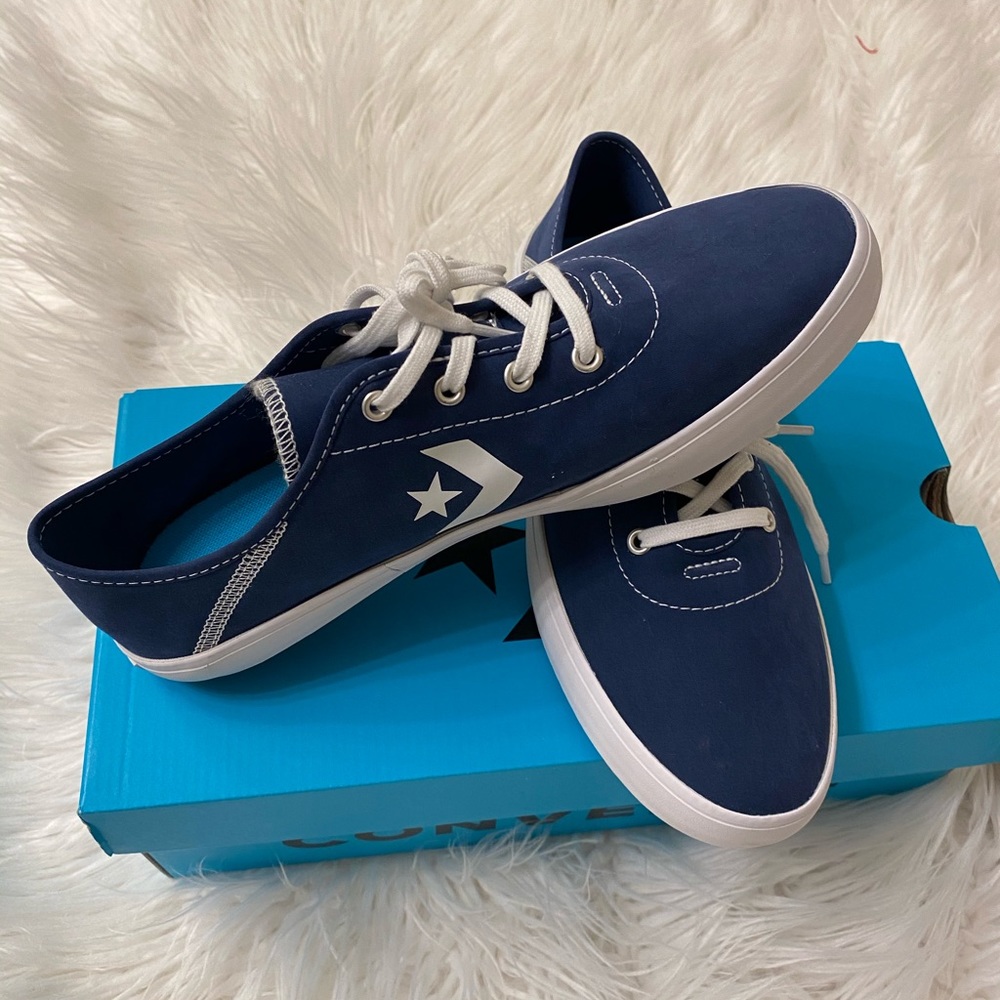 SALE!  Converse Costa ox navy sneakers